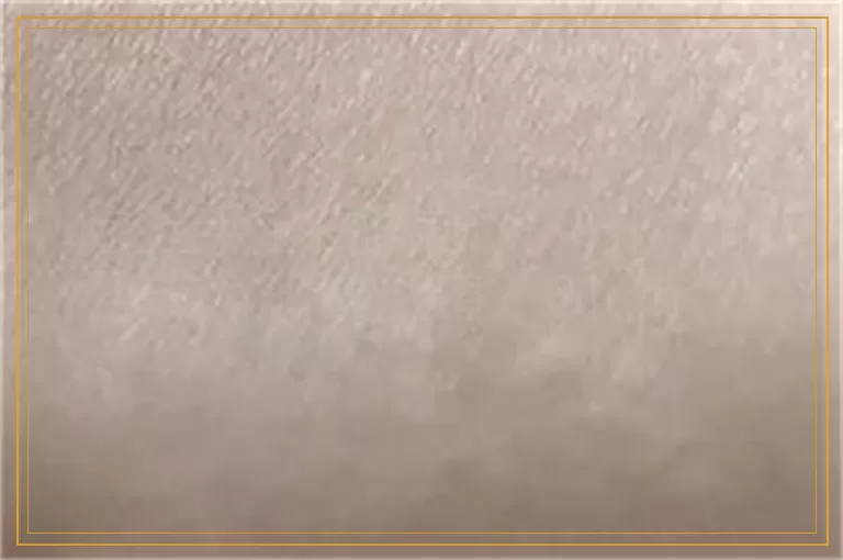 脸上手上白斑频发，光疗能否成为解决之道？<br/>